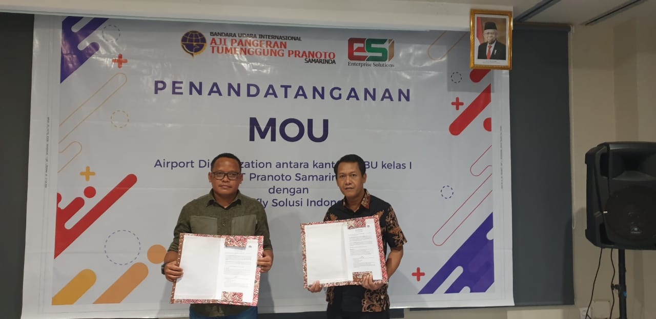 Penandatanganan MOU Airport Digitalization antara UPBU APT Pranoto Samarinda dengan EDIfly Solusi Indonesia
